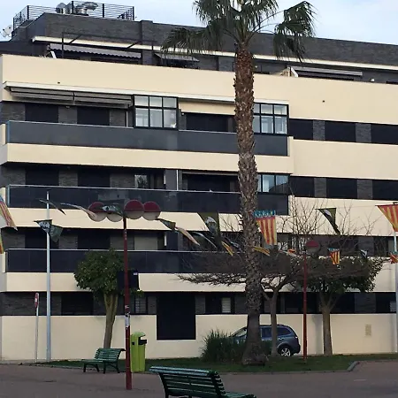 Modern & Sunny Near Valencia Apartment *